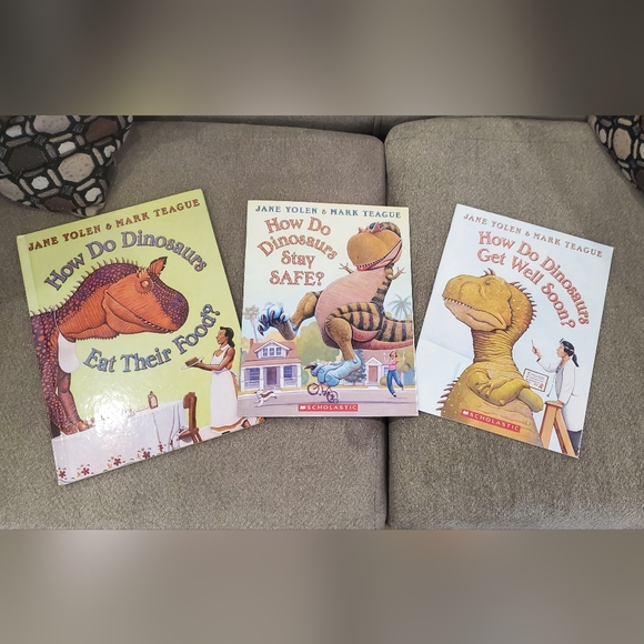 Other - Dinosaur Kids' Book lot